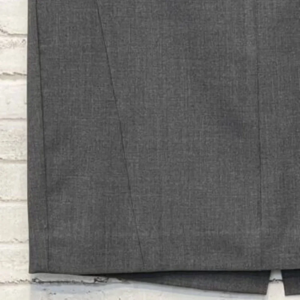 Women’s Worthington Skirt Size 6 Gray Lined Knee Length Classic Career